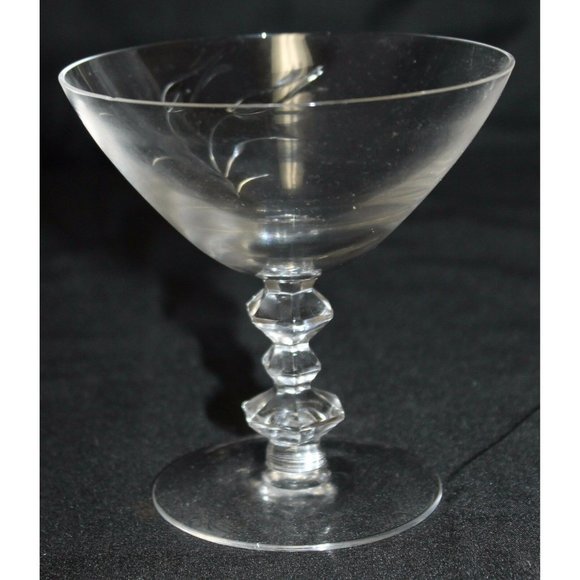 Tiffin Franciscan TIF17547 Tulips Crystal Stemware - Picture 4 of 12